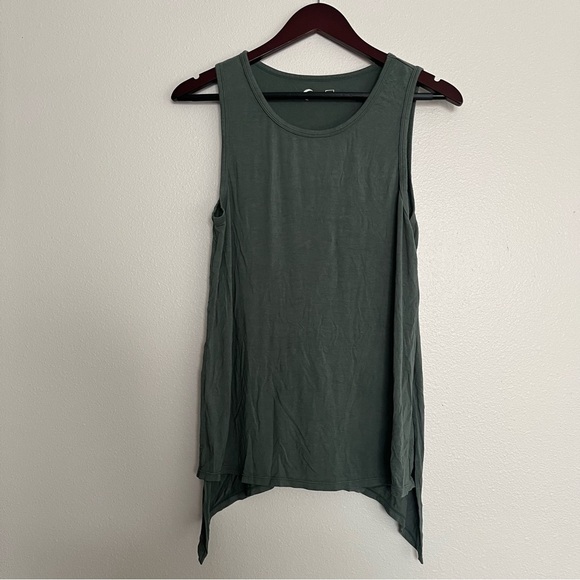Zyia finesse athletic tank top in Olive Green Size Medium - Picture 7 of 14